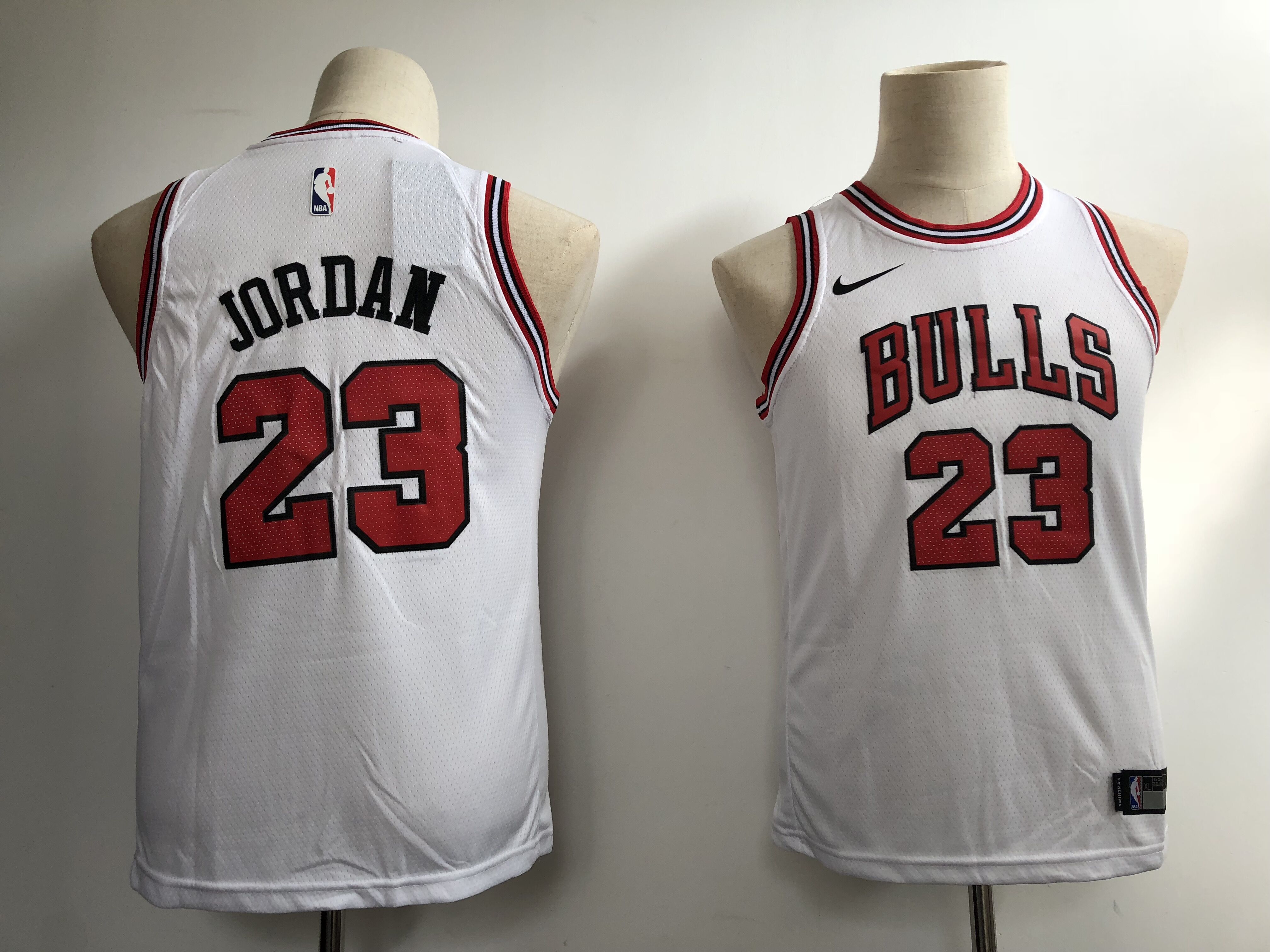 Youth Chicago Bulls #23 Jordan white NBA Jerseys->youth nba jersey->Youth Jersey